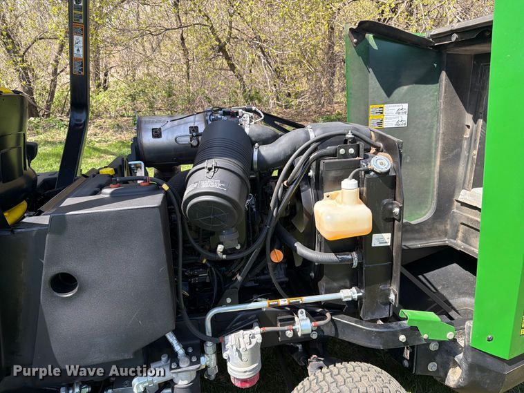 image for item FK0079 2019 John Deere 1600 WAM TD lawn mower