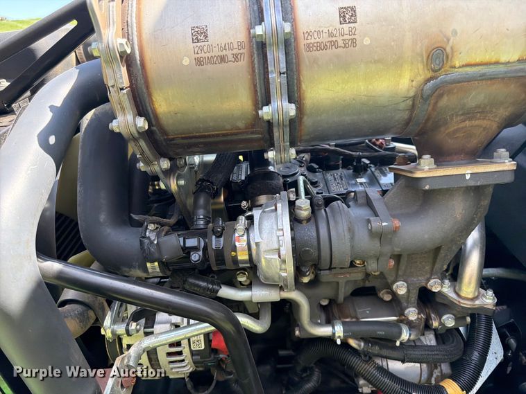 image for item FK0079 2019 John Deere 1600 WAM TD lawn mower