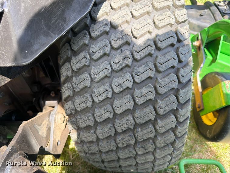 image for item FK0079 2019 John Deere 1600 WAM TD lawn mower