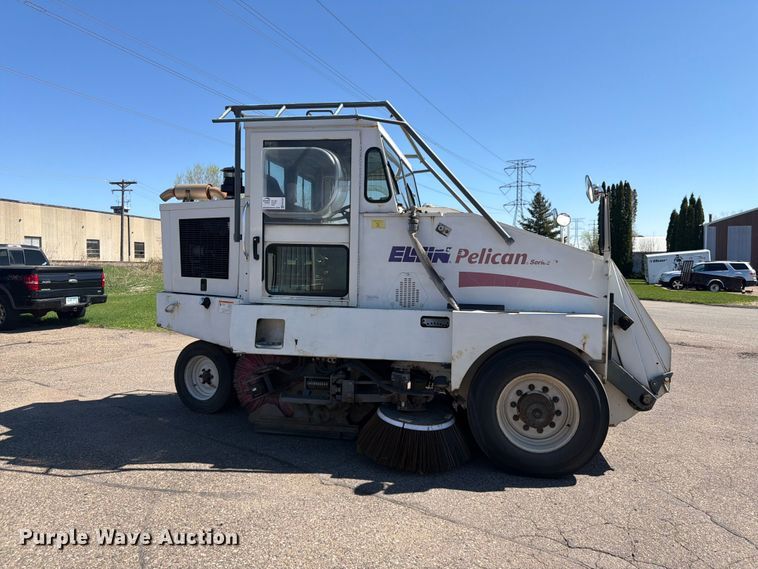 image for item FK0107 2002 Elgin Pelican P Series street sweeper