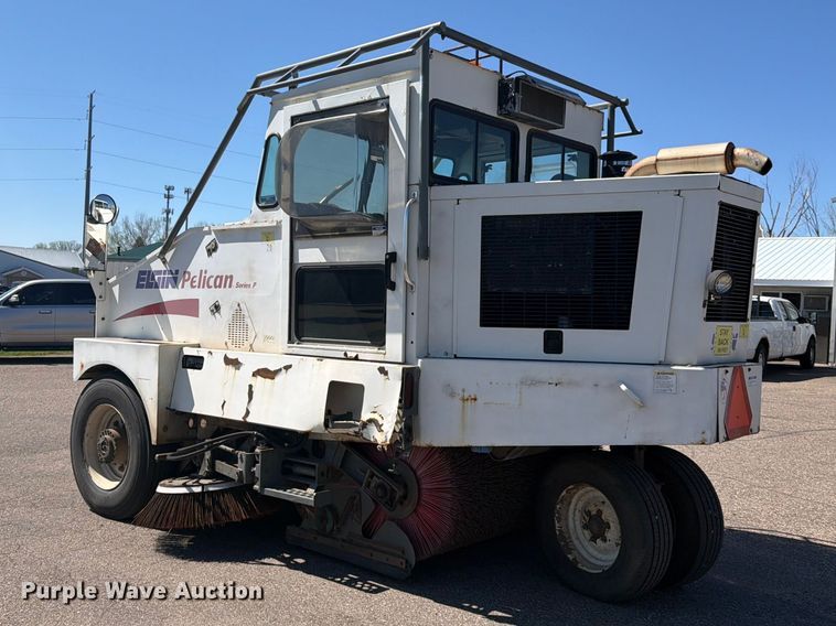 image for item FK0107 2002 Elgin Pelican P Series street sweeper