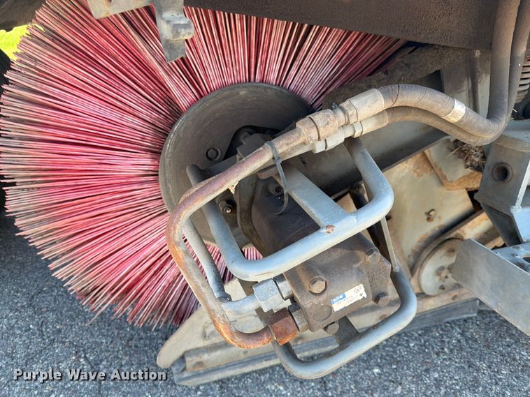 image for item FK0107 2002 Elgin Pelican P Series street sweeper
