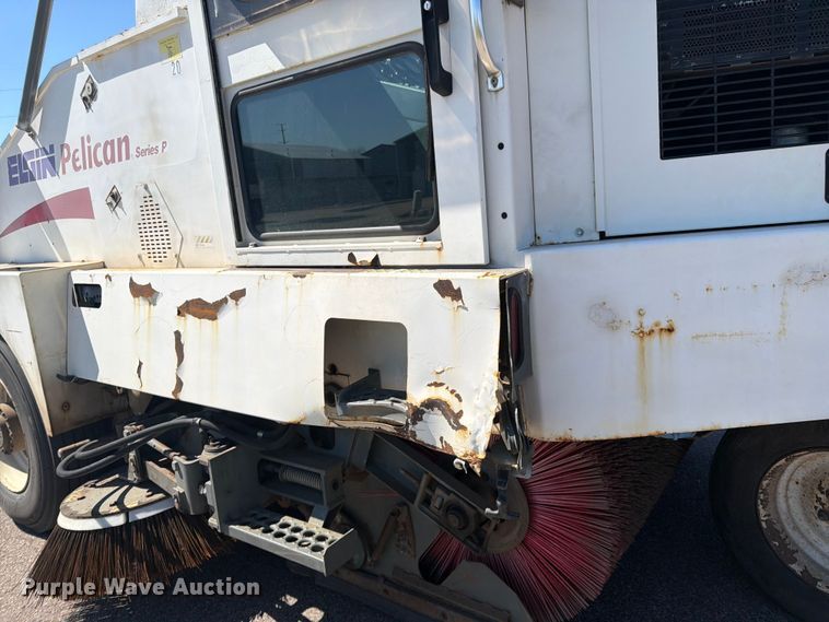 image for item FK0107 2002 Elgin Pelican P Series street sweeper
