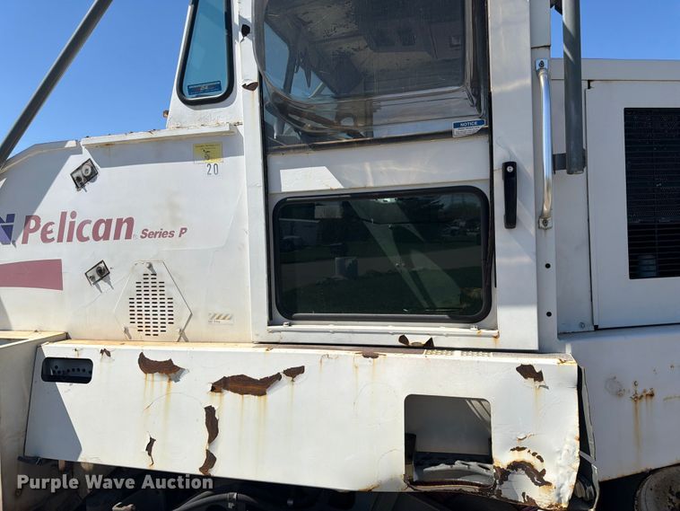 image for item FK0107 2002 Elgin Pelican P Series street sweeper