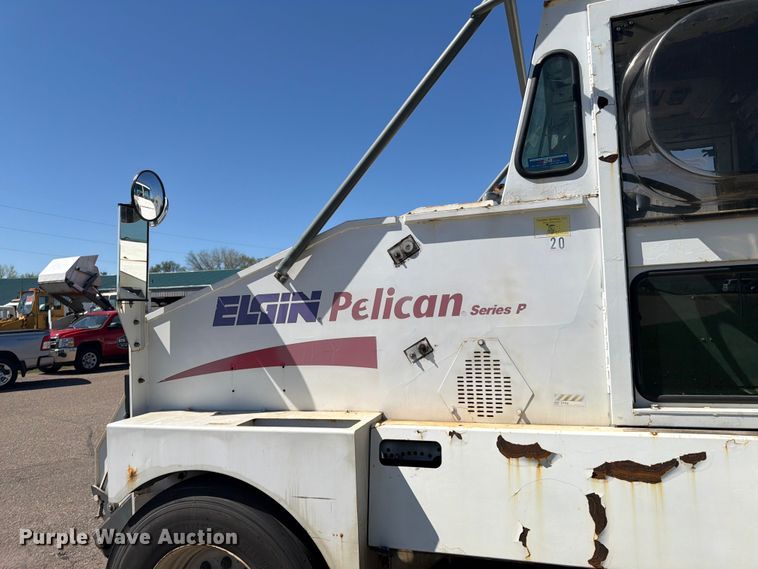 image for item FK0107 2002 Elgin Pelican P Series street sweeper