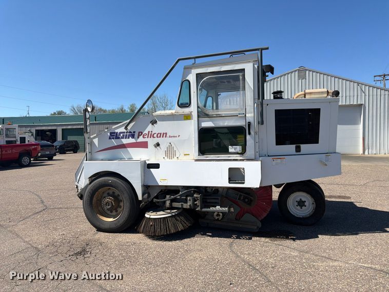 image for item FK0108 2001 Elgin Pelican Series P street sweeper