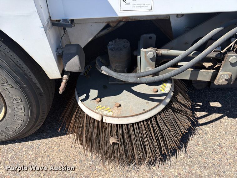 image for item FK0108 2001 Elgin Pelican Series P street sweeper