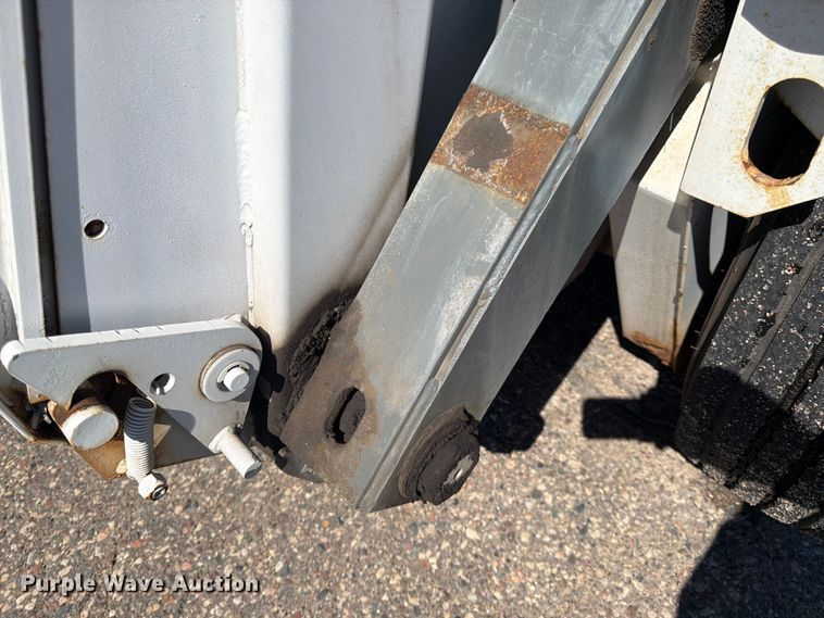 image for item FK0108 2001 Elgin Pelican Series P street sweeper