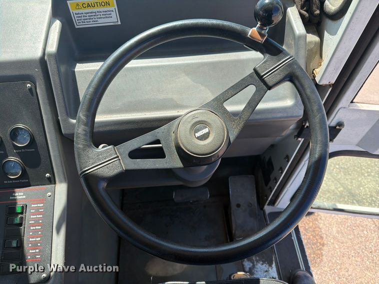 image for item FK0108 2001 Elgin Pelican Series P street sweeper