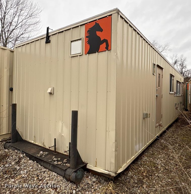 image for item FK1198 Skid mounted living quarters