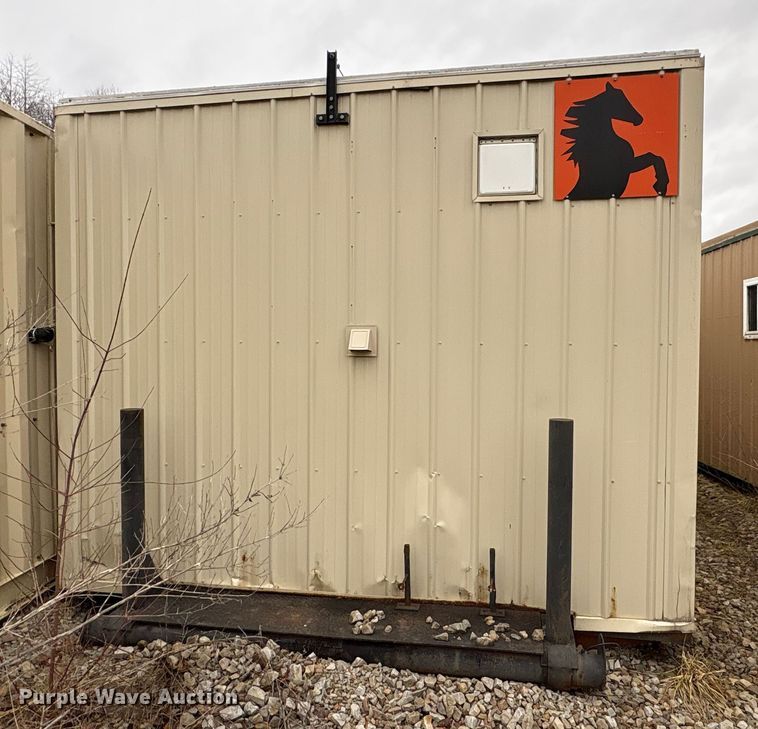 image for item FK1198 Skid mounted living quarters