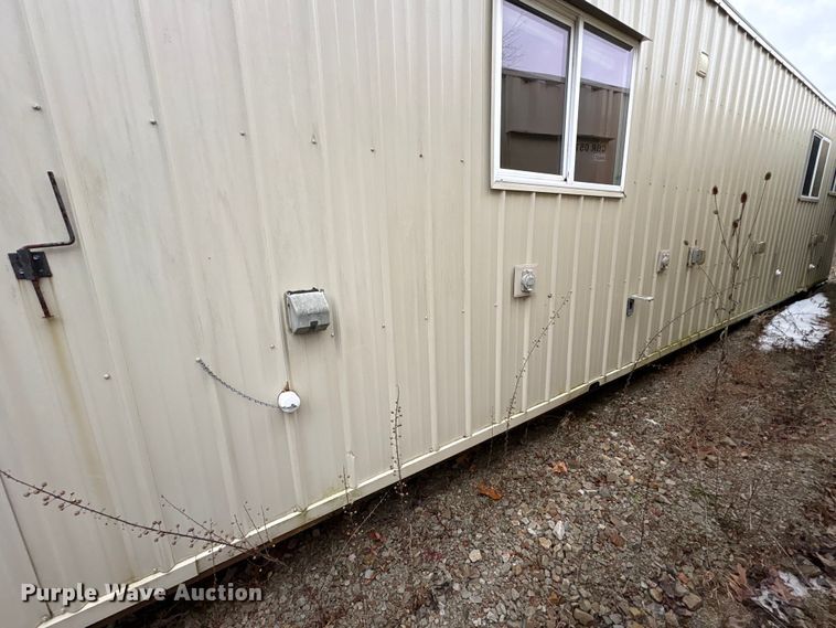 image for item FK1198 Skid mounted living quarters