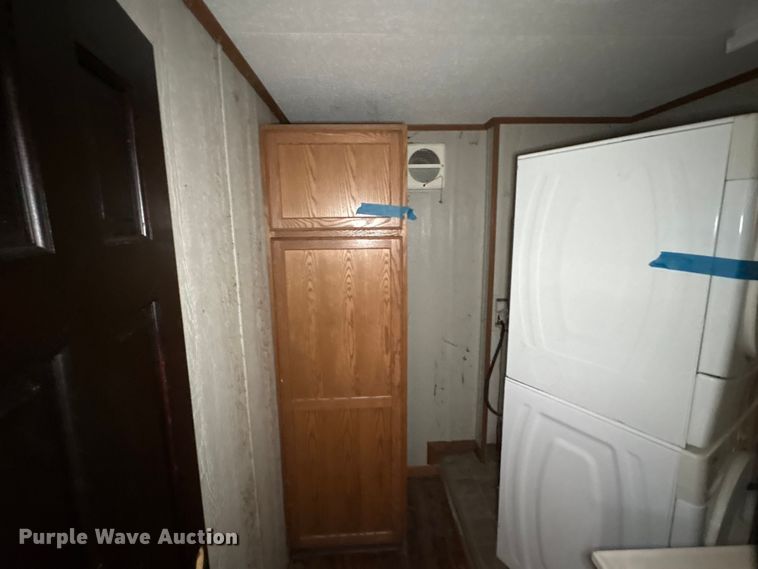 image for item FK1198 Skid mounted living quarters