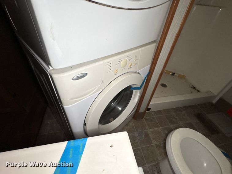 image for item FK1198 Skid mounted living quarters