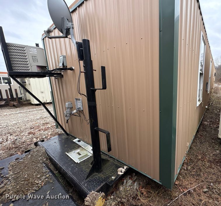 image for item FK1199 Skid mounted living quarters