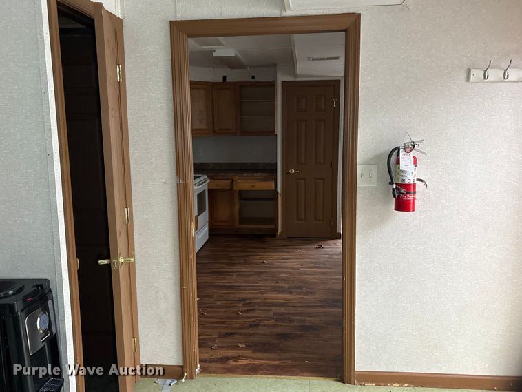 image for item FK1199 Skid mounted living quarters