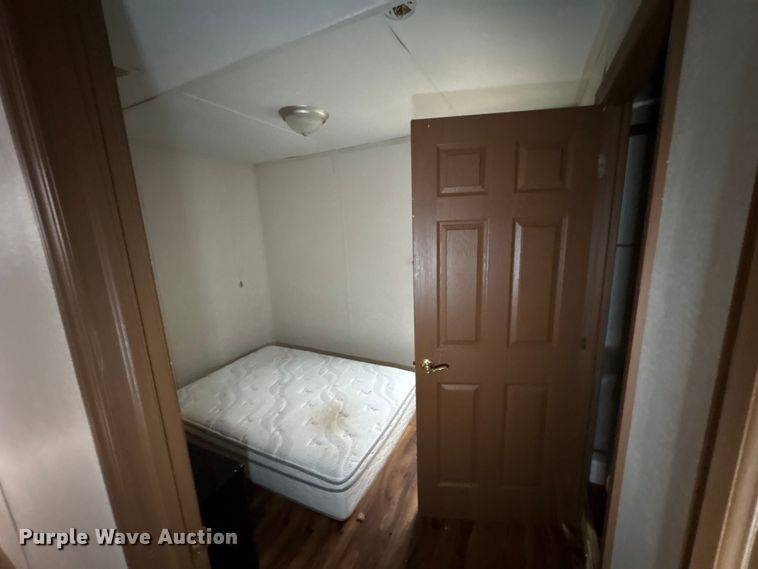 image for item FK1199 Skid mounted living quarters