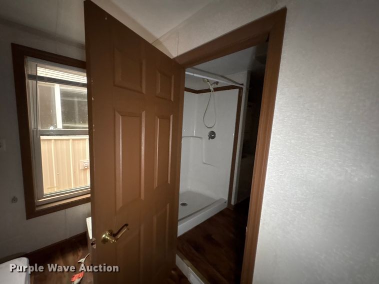 image for item FK1199 Skid mounted living quarters