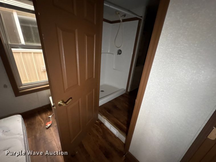 image for item FK1199 Skid mounted living quarters