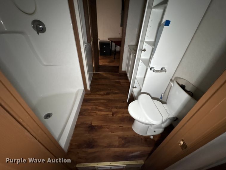 image for item FK1199 Skid mounted living quarters