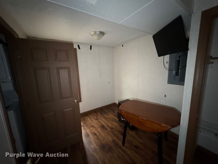 image for item FK1199 Skid mounted living quarters