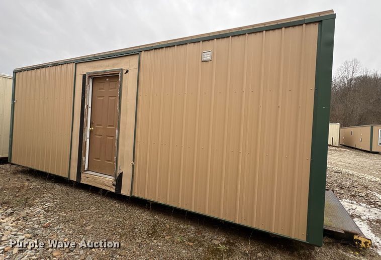 image for item FK1202 Skid mounted living quarters