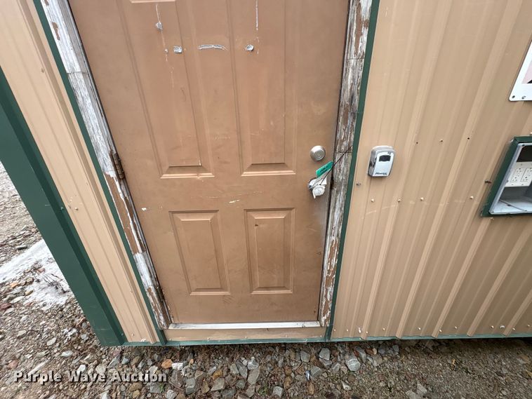 image for item FK1202 Skid mounted living quarters