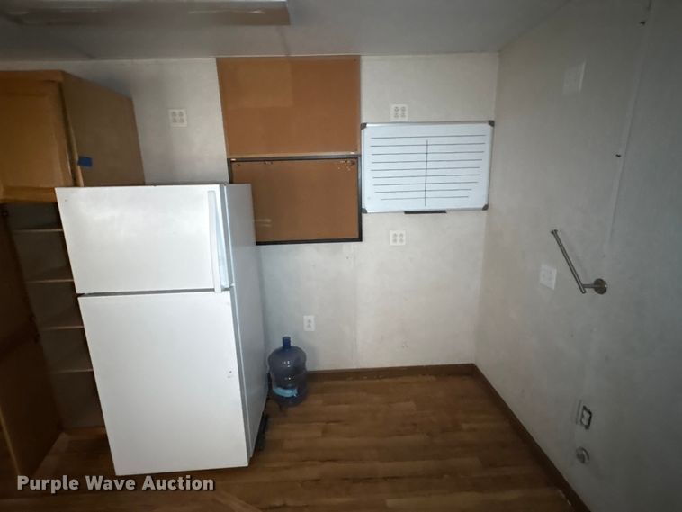 image for item FK1202 Skid mounted living quarters