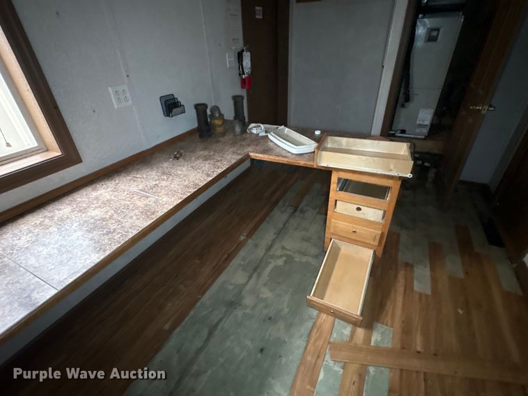 image for item FK1202 Skid mounted living quarters