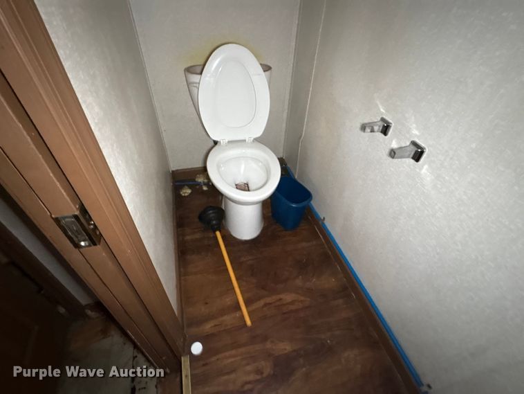 image for item FK1202 Skid mounted living quarters