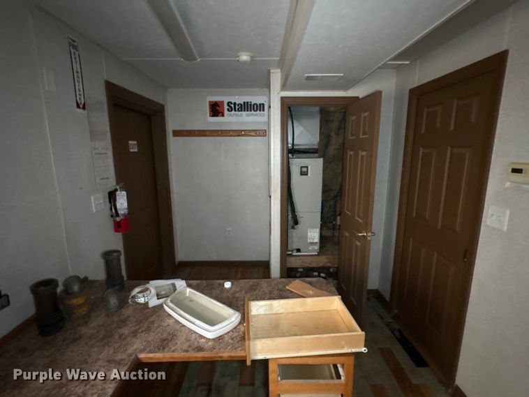 image for item FK1202 Skid mounted living quarters