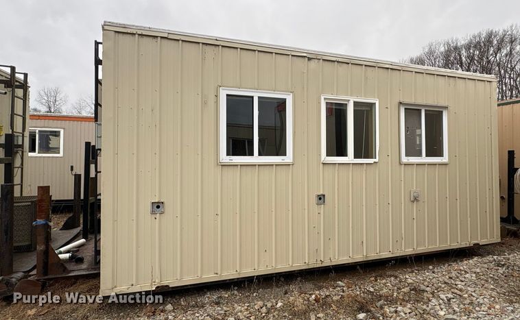 image for item FK1203 Skid mounted living quarters