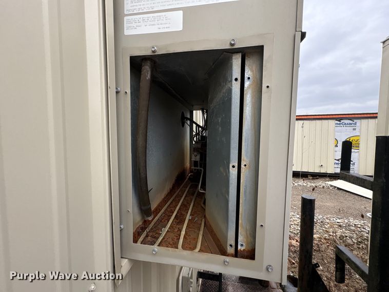 image for item FK1203 Skid mounted living quarters