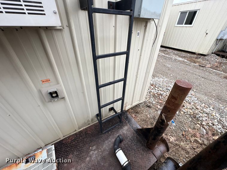 image for item FK1203 Skid mounted living quarters