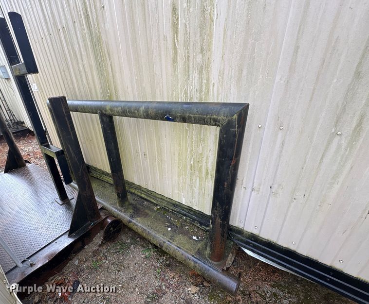 image for item FK1204 Skid mounted living quarters