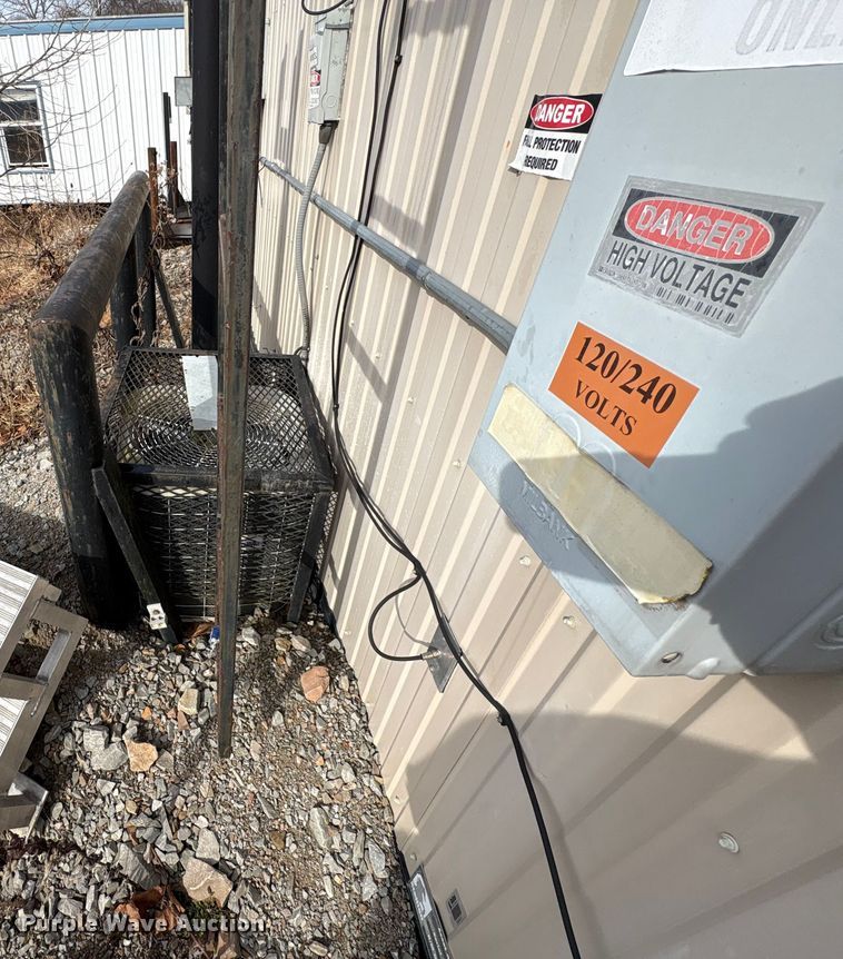 image for item FK1204 Skid mounted living quarters