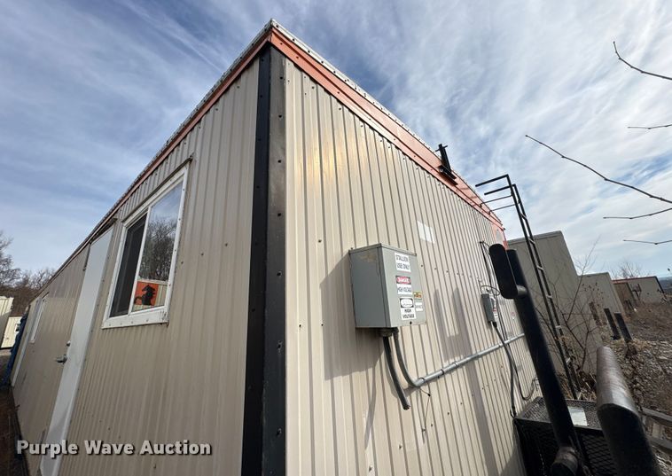 image for item FK1204 Skid mounted living quarters