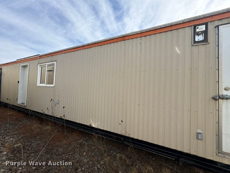 image for item FK1204 Skid mounted living quarters