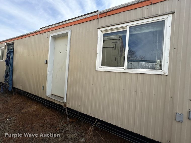 image for item FK1204 Skid mounted living quarters