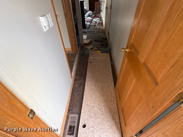 image for item FK1204 Skid mounted living quarters