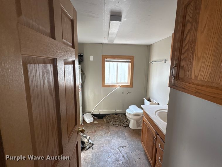 image for item FK1204 Skid mounted living quarters