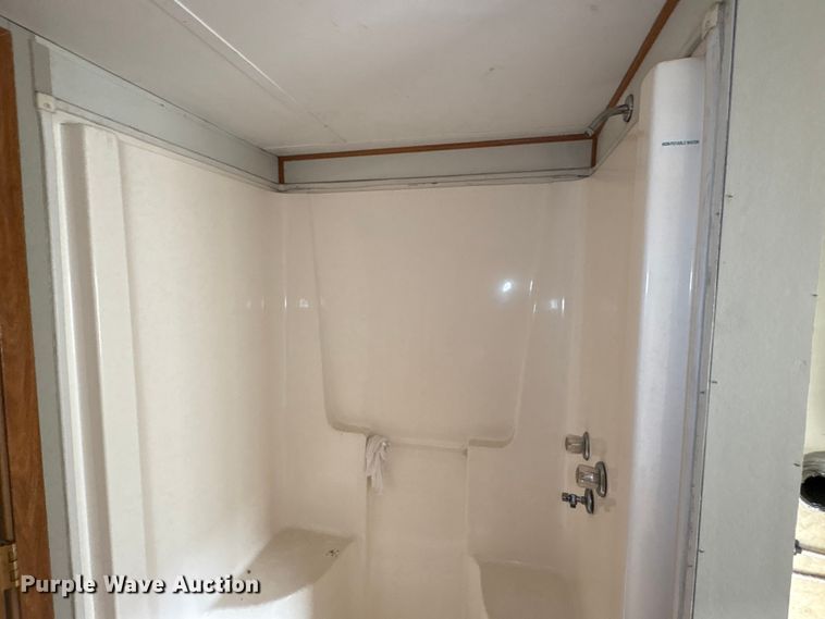 image for item FK1204 Skid mounted living quarters