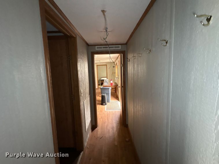 image for item FK1205 Skid mounted living quarters