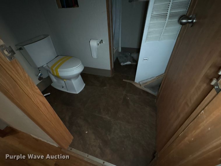 image for item FK1205 Skid mounted living quarters