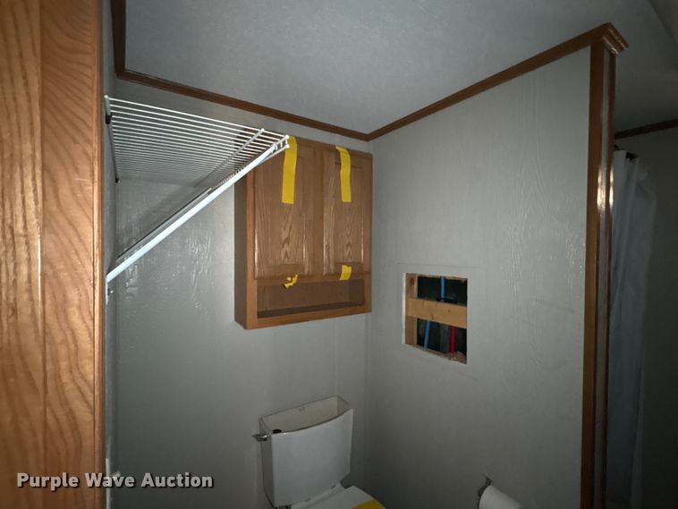 image for item FK1205 Skid mounted living quarters
