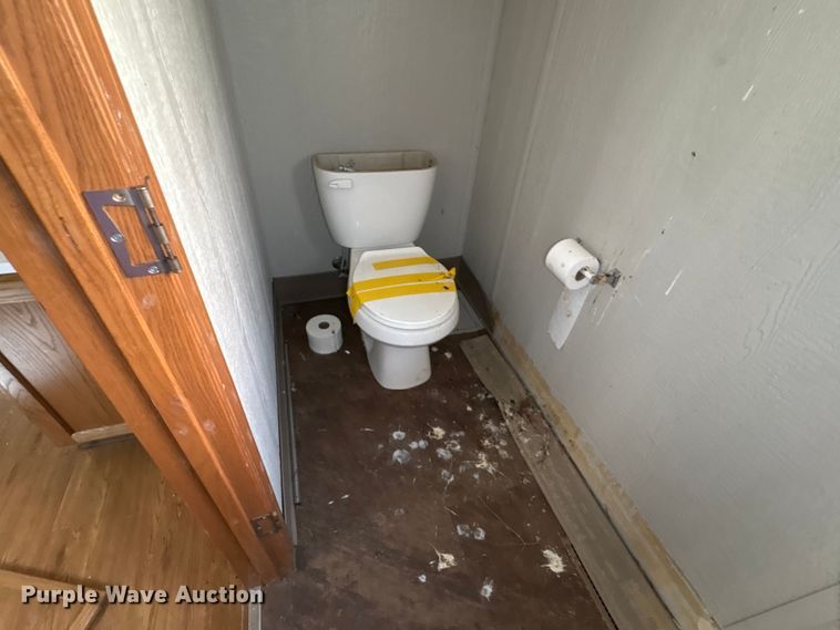 image for item FK1205 Skid mounted living quarters