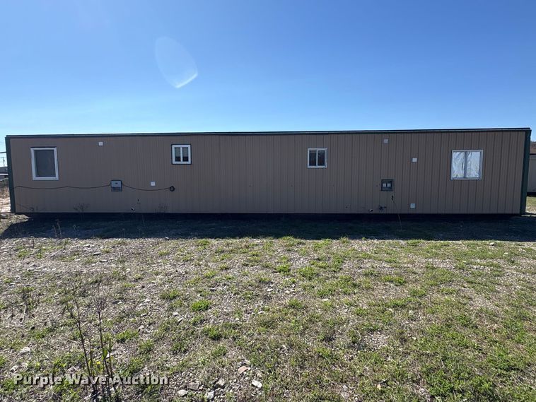 image for item FK1321 Skid mounted living quarters