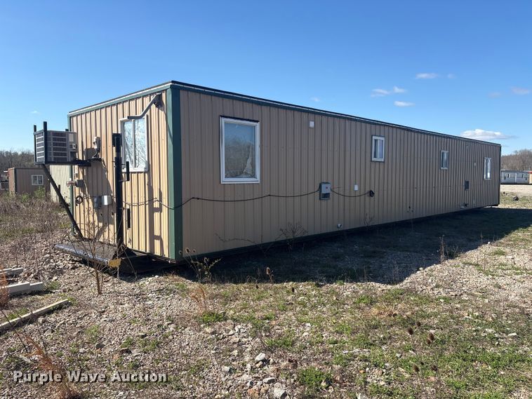 image for item FK1321 Skid mounted living quarters