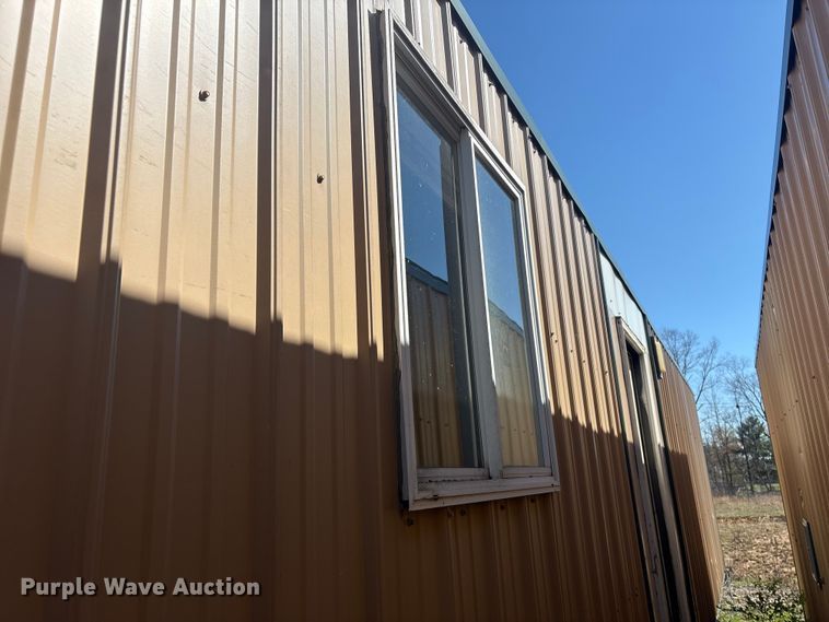 image for item FK1321 Skid mounted living quarters