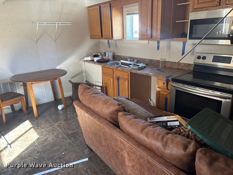 image for item FK1321 Skid mounted living quarters